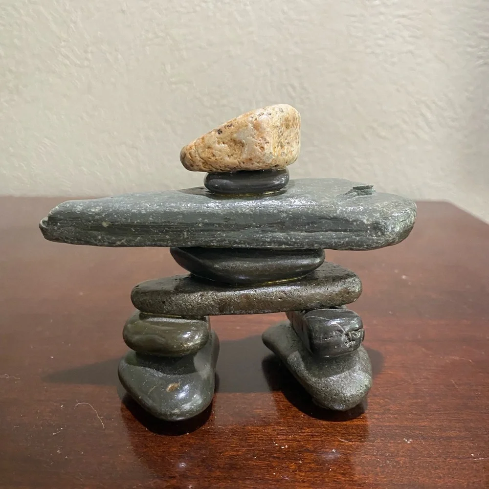 Inukshuk, Natural Stone Sculpture (symbolizes the survival of the Inuit people) - Picture 4 of 11